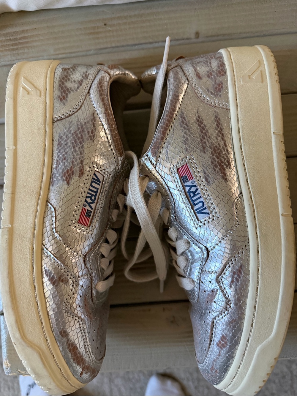 Metallic Snake-Print Women's Sneakers in Light Pink